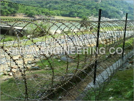 CONCERTINA DOUBLE WIRE FENCE