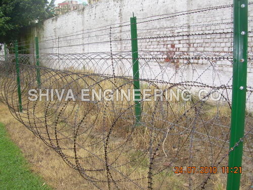 RAZOR GROUND FENCING