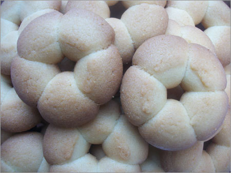 Milk-Cream-Biscuits