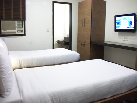 Elegant Hotel Rooms Service