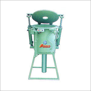 Tyre Press Machine