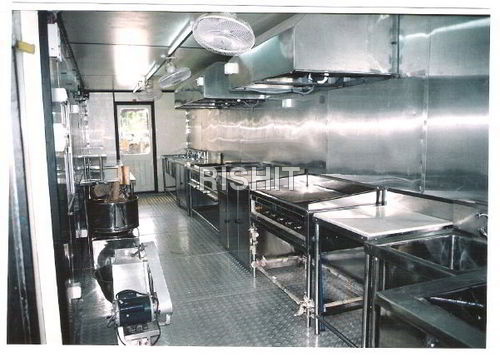 Bunk House with Kitchen 