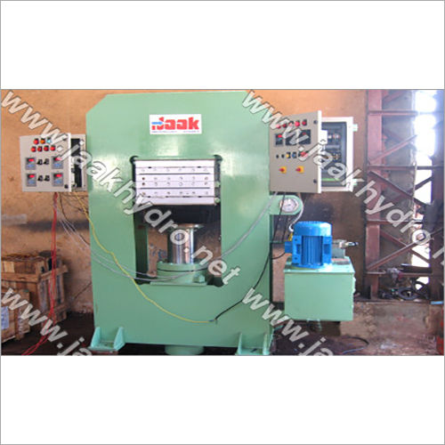 Moulding Press