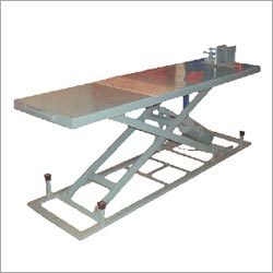 Pneumatic Scissor Lift