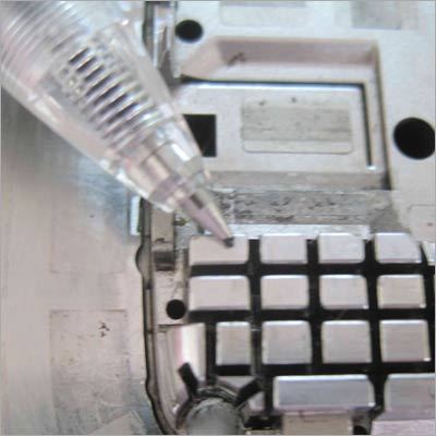 Minuteness Molding
