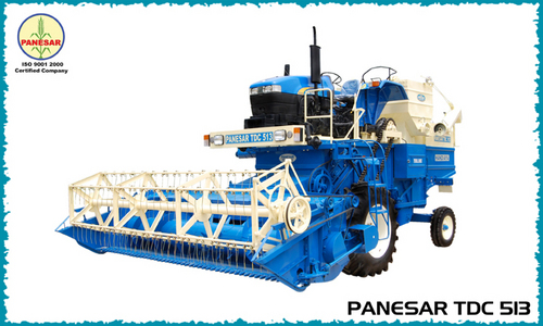 TRACTOR DIVERN COMBINE HARVESTER