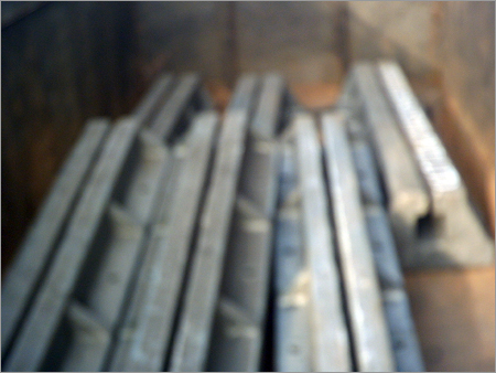 Forged Foundation Rail