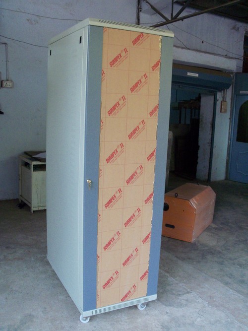 19' Enclosure, server rack