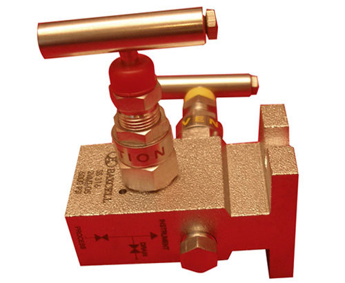 2 Valve Manifolds (T) Type 2 Valve Manifolds (T) Type