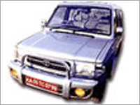 Toyota Qualis Rental Service