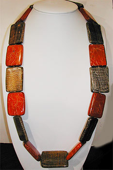 STONE NECKLACE