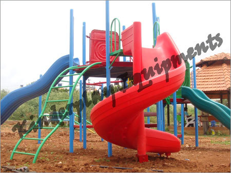 Integrated Play Systems (IPS Mani)