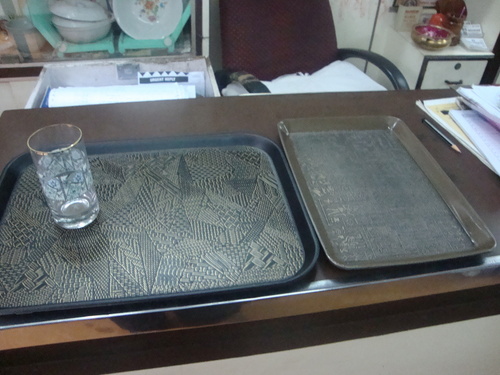 Anti Skid Tray