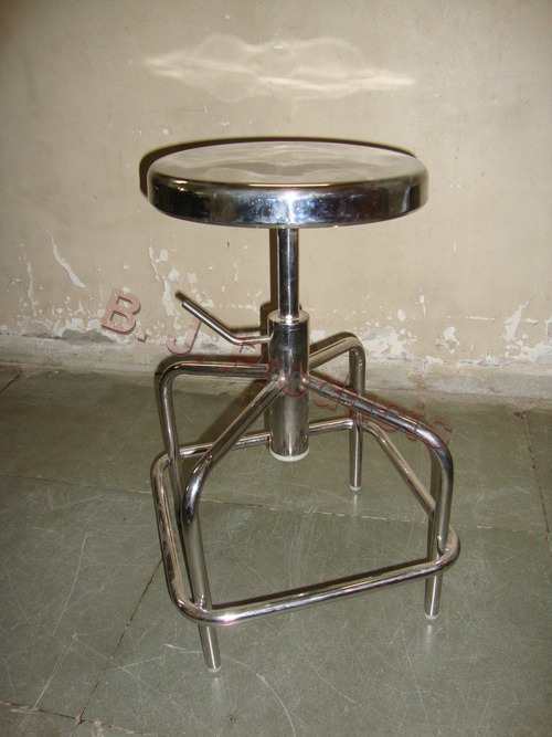 Revolving SS Laboratory Stool
