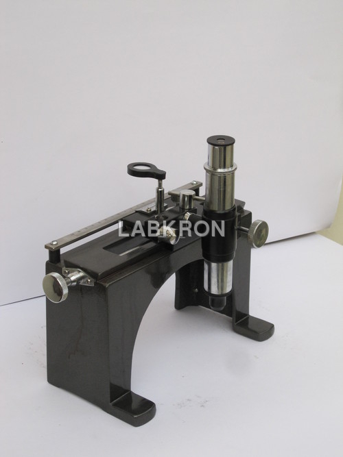 Travelling microscopes