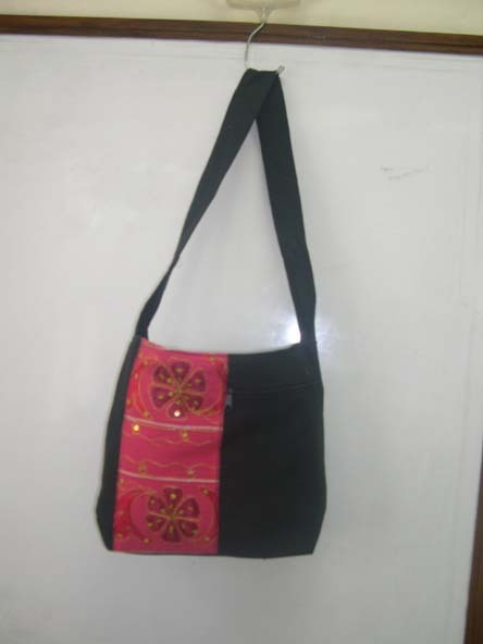 Embroidered Canvas Shoulder Bags