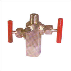 2 Valve Manifold - SS316, 6000 psig Pressure Rating, NPT/Flange End Connection | Features: Safely Calibrate, Control, Drain, Isolate & Vent Pressure