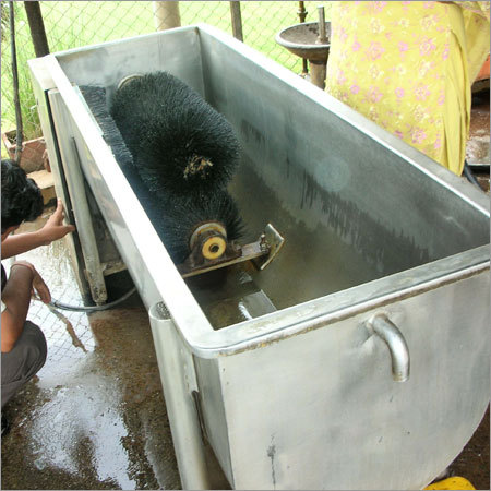 Can Washer