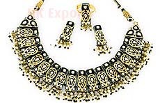 Lac Necklace