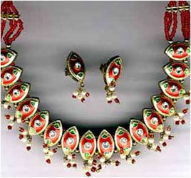 Lac Necklace