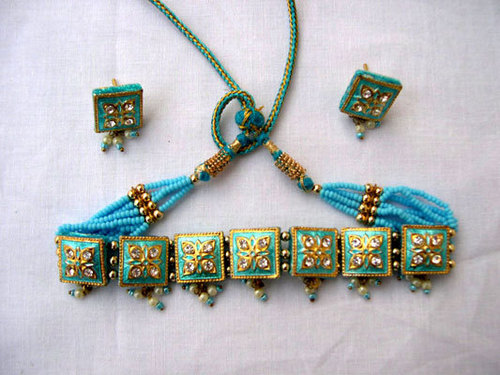 Lac Necklace