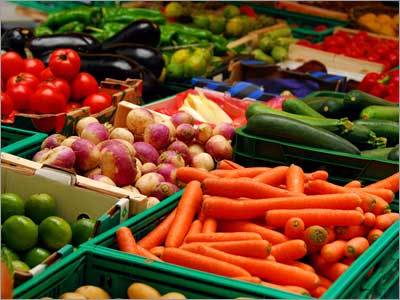 Fresh Preserved Vegetables - Variable Dimensions Plastic Crate Packaging | Long Shelf Life Natural Taste Versatile Use
