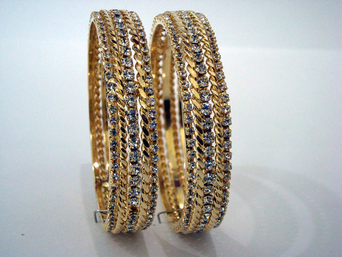 पत्थर की चूड़ियाँ