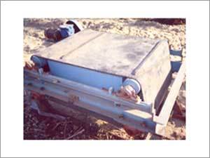 Magnetic Equipments - Steel, Variable Belt Width | Efficient Separation, Durable Build, Adjustable Magnetic Strength
