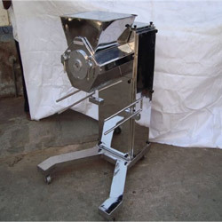 Oscillating Granulator Machine