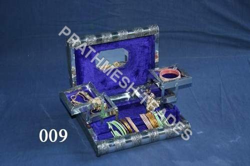 Silver And Purple Fancy Jewellery Box