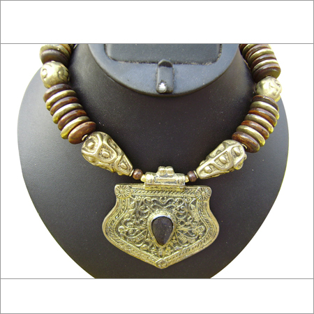 Glass Beads Necklace