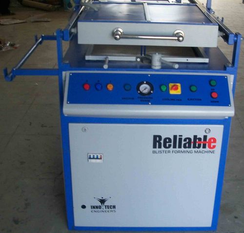 Vacuum Forming machine