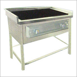 Dosa Plate Gas & Electric Model - 20mm MS Plate 304 SS Paneling Multiple Sizes Oil Collection Dual V Burners