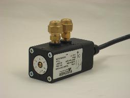 Differential pressure switch for water