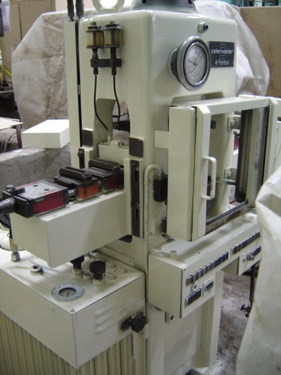 Used Fine Blanking Press Feintools gkp-f 25/40