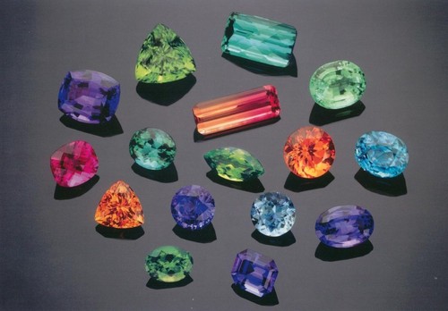 NATURAL GEMSTONES FROM INDIA