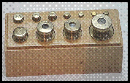 MASSES SET KNOBED