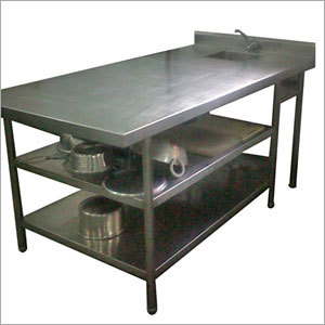 Sink with Table with 2 US