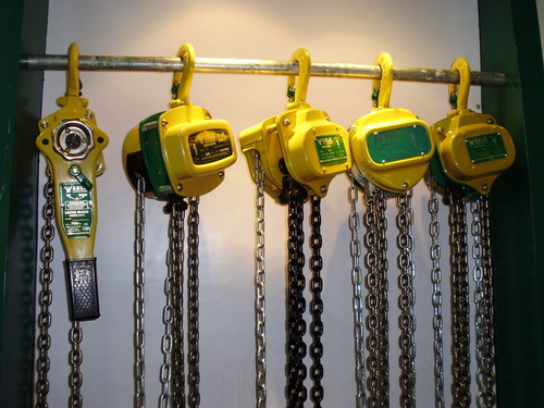 Series Chain Block