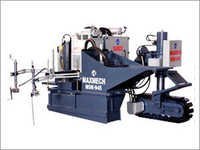 Slipform Kerbing Machine - Model Msk 9145, 1220 Mm Wide Curb, 150 Mm Thickness | Water-cooled Engine, Dual Electronic Sensors, Quick Fit Mold, Three Hydraulic Jacks