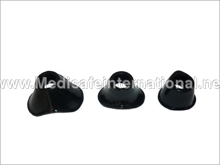 Rendal Bracker Face Mask
