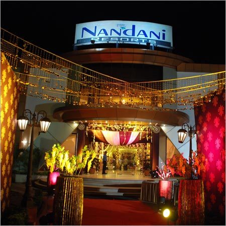 Resorts - 1000 Sq Ft Event Space, Brown | Luxury Stay, Event Venue, Fine Dining, Relaxation, Great Views