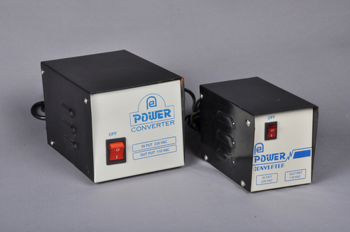 Voltage Converter