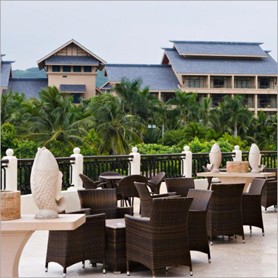 Terrace Dining Table
