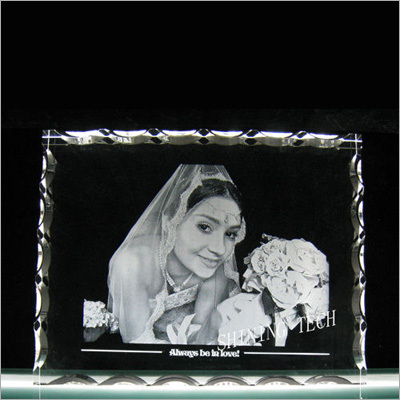 2D Crystal Photo Frame Engraving