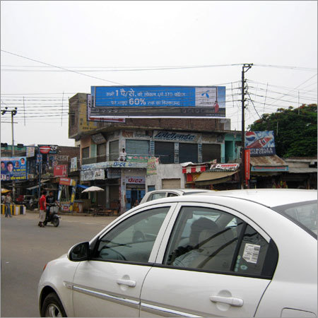 Meenakshi Chowk ,MZN size (40' X 10')