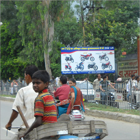 Near Company Bagh ,MZN size (20' X 10')