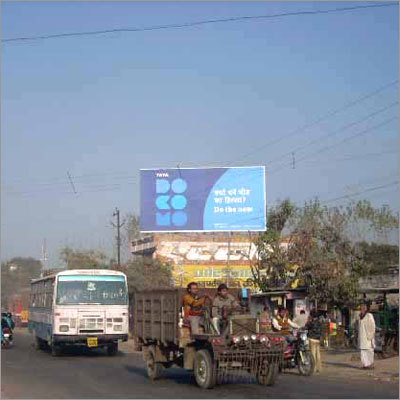 Barla Roof Top Facing Delhi Size (40' X 20')