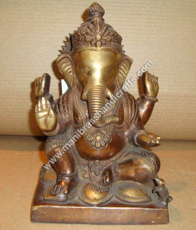 Ganesh Sitting On Lotus