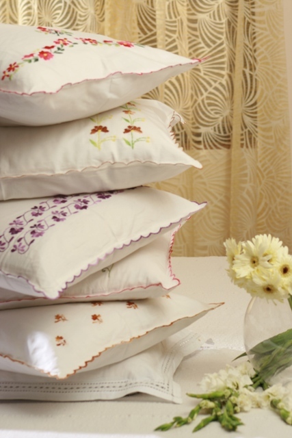 Handloon Pillow Cover